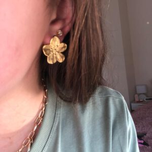 Bloemen oorbellen goud RVS